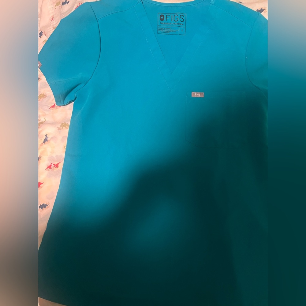 Figs Women's Teal V-Neck Scrub Top